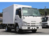 いすゞエルフ冷凍車（冷蔵車）小型（2t・3t）