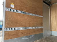 日野デュトロアルミバン小型（2t・3t）[写真15]