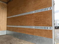 日野デュトロアルミバン小型（2t・3t）[写真16]