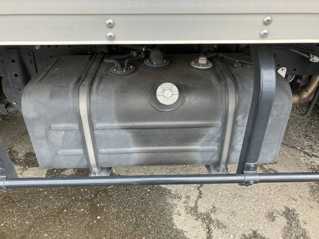 日野デュトロアルミバン小型（2t・3t）[写真21]