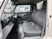 日野デュトロアルミバン小型（2t・3t）[写真32]