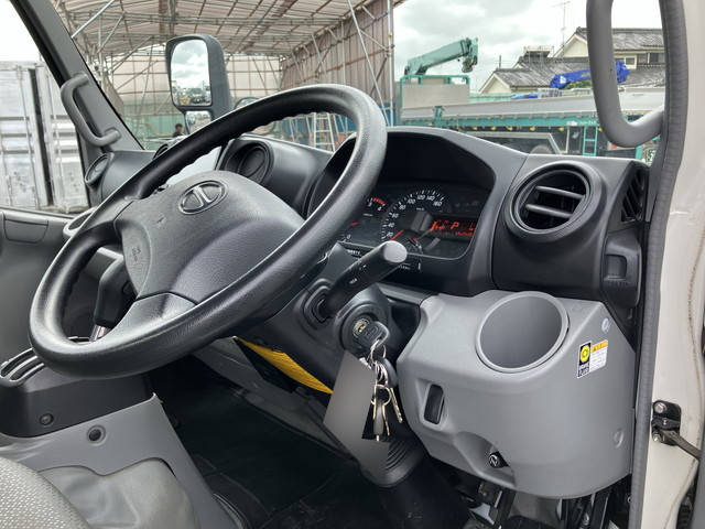 日野デュトロアルミバン小型（2t・3t）[写真34]