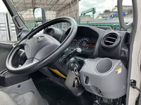 日野デュトロアルミバン小型（2t・3t）[写真35]