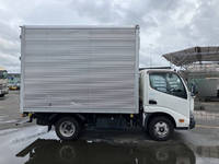 日野デュトロアルミバン小型（2t・3t）[写真08]