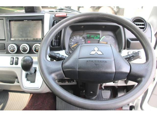三菱ふそうキャンター平ボディ小型（2t・3t）[写真30]