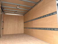 三菱ふそうキャンターアルミバン小型（2t・3t）[写真13]