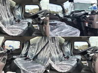 三菱ふそうキャンターアルミバン小型（2t・3t）[写真18]