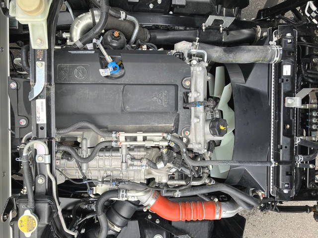 三菱ふそうキャンターアルミバン小型（2t・3t）[写真23]