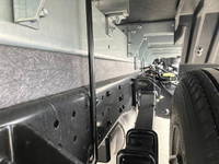 三菱ふそうキャンターアルミバン小型（2t・3t）[写真39]