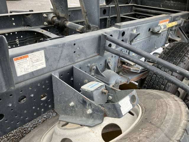 いすゞフォワードダンプ中型（4t）[写真15]