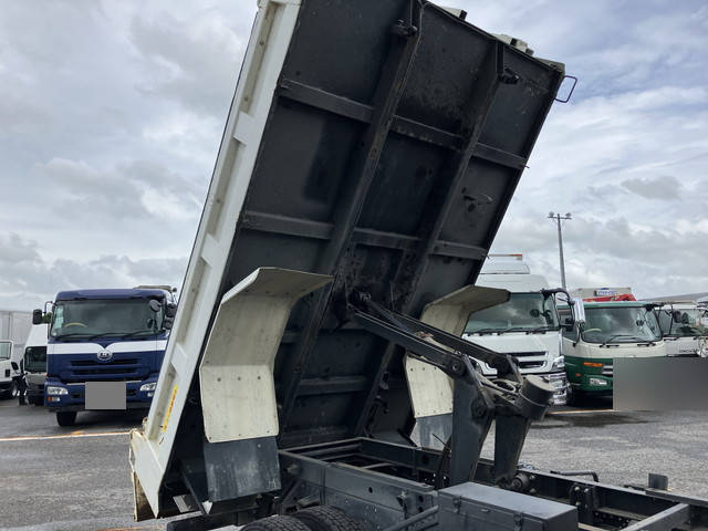 いすゞフォワードダンプ中型（4t）[写真17]