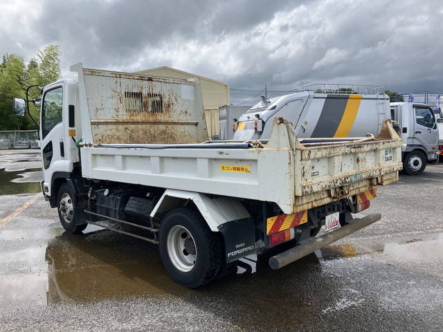 いすゞフォワードダンプ中型（4t）[写真04]