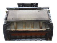 いすゞエルフパッカー車（塵芥車）小型（2t・3t）[写真19]