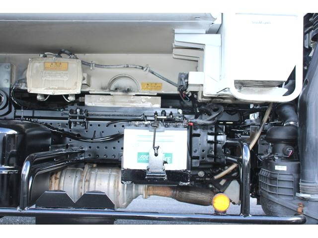 いすゞエルフパッカー車（塵芥車）小型（2t・3t）[写真32]