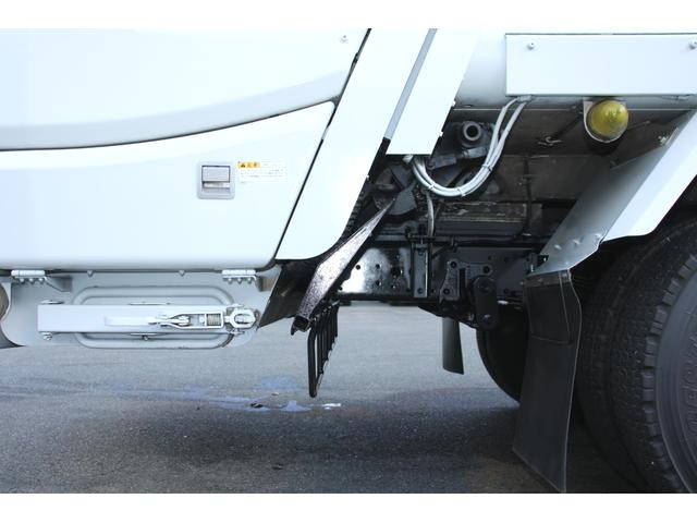 いすゞエルフパッカー車（塵芥車）小型（2t・3t）[写真33]