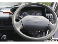 いすゞエルフコンテナ専用車小型（2t・3t）[写真26]