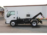 いすゞエルフコンテナ専用車小型（2t・3t）[写真08]