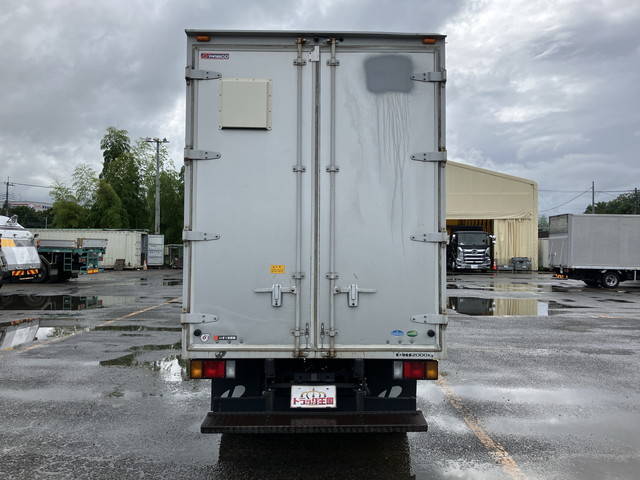 いすゞエルフアルミバン小型（2t・3t）[写真10]