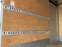 いすゞエルフアルミバン小型（2t・3t）[写真13]