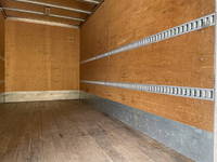 日野デュトロアルミバン小型（2t・3t）[写真10]