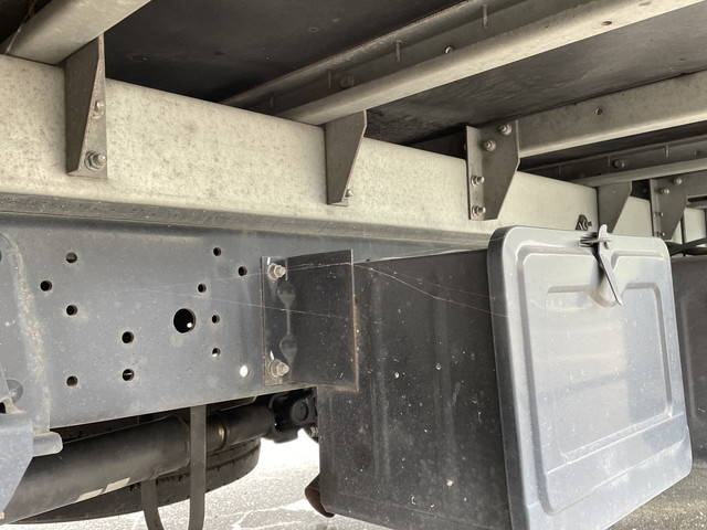 日野デュトロアルミバン小型（2t・3t）[写真25]