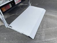 日野デュトロ平ボディ小型（2t・3t）[写真13]