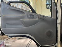 日野デュトロ平ボディ小型（2t・3t）[写真26]