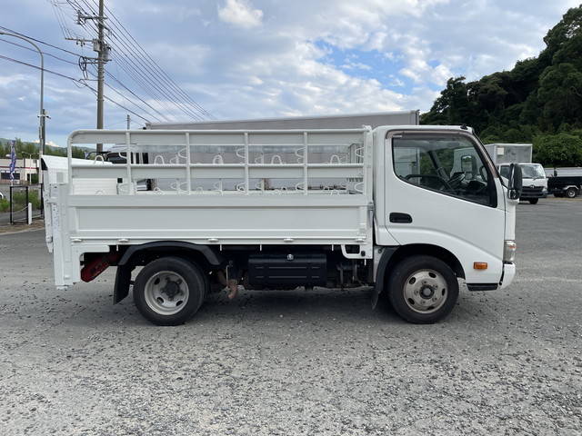 日野デュトロ平ボディ小型（2t・3t）[写真06]