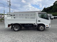 日野デュトロ平ボディ小型（2t・3t）[写真07]