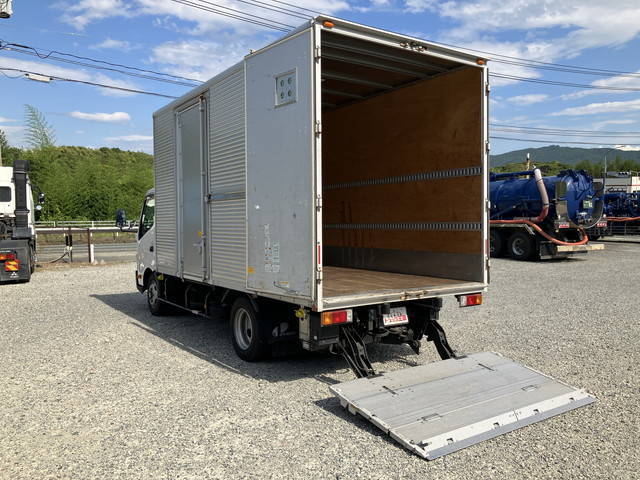 日野デュトロアルミバン小型（2t・3t）[写真12]