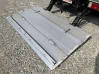 日野デュトロアルミバン小型（2t・3t）[写真21]