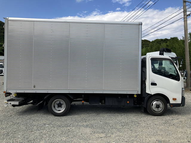 日野デュトロアルミバン小型（2t・3t）[写真07]