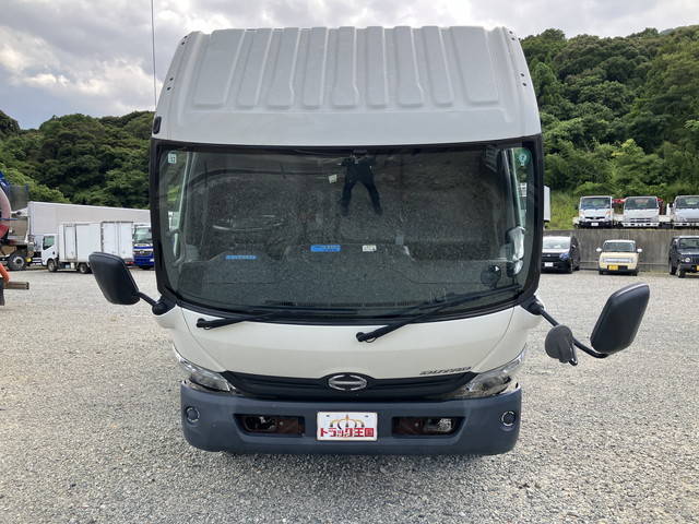 日野デュトロアルミバン小型（2t・3t）[写真09]