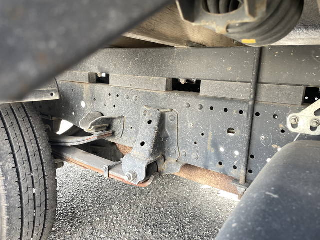 いすゞエルフクレーン4段小型（2t・3t）[写真22]