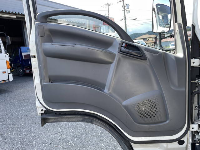 いすゞエルフクレーン4段小型（2t・3t）[写真29]