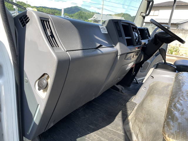 いすゞエルフクレーン4段小型（2t・3t）[写真36]