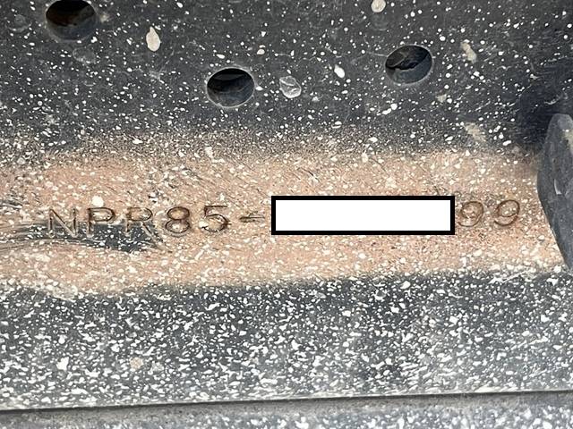 いすゞエルフクレーン4段小型（2t・3t）[写真40]