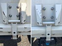 三菱ふそうキャンター平ボディ小型（2t・3t）[写真15]