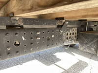 三菱ふそうキャンター平ボディ小型（2t・3t）[写真25]