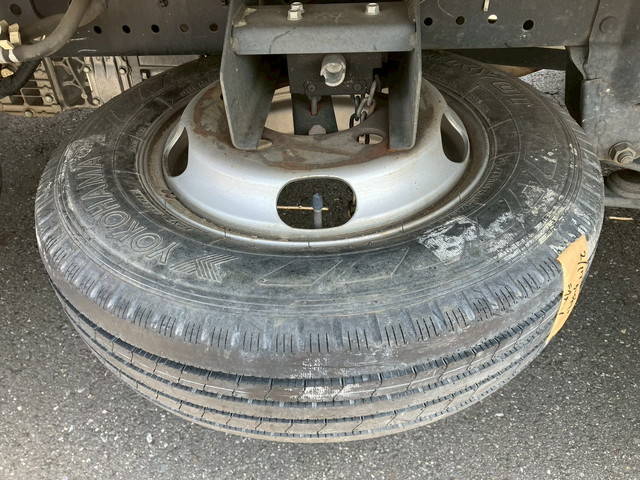 いすゞエルフ平ボディ小型（2t・3t）[写真25]