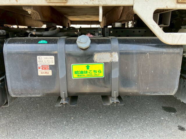 いすゞエルフ平ボディ小型（2t・3t）[写真27]