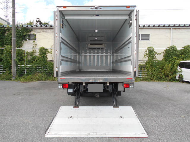 日野レンジャー冷凍車（冷蔵車）中型（4t）[写真10]