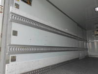 日野レンジャー冷凍車（冷蔵車）中型（4t）[写真12]