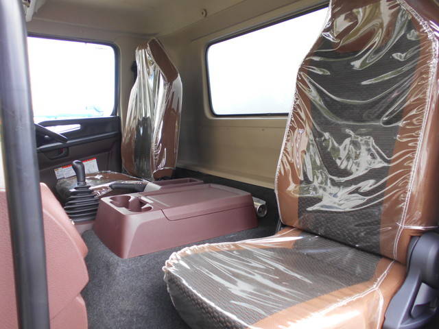 日野レンジャー冷凍車（冷蔵車）中型（4t）[写真28]