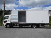 日野レンジャー冷凍車（冷蔵車）中型（4t）[写真08]