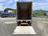 いすゞエルフパネルバン小型（2t・3t）[写真12]