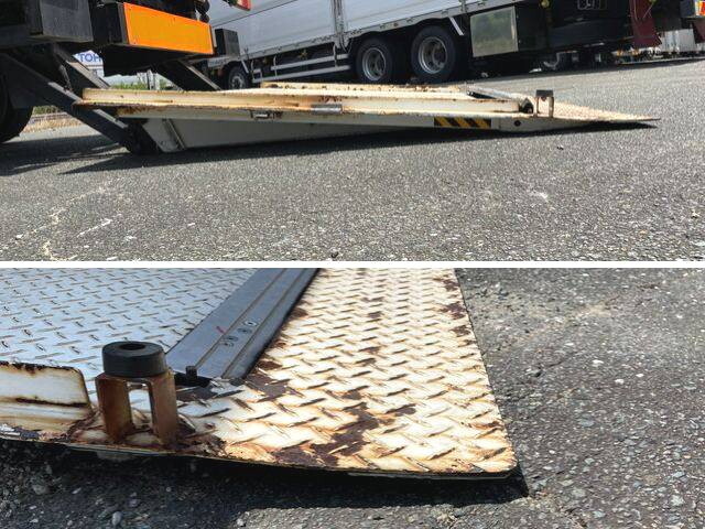 いすゞエルフパネルバン小型（2t・3t）[写真13]