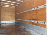 いすゞエルフパネルバン小型（2t・3t）[写真17]