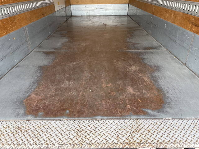 いすゞエルフパネルバン小型（2t・3t）[写真18]