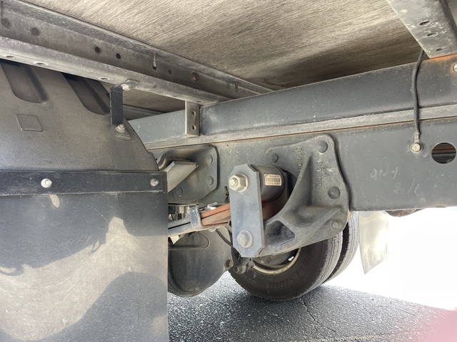 いすゞエルフパネルバン小型（2t・3t）[写真23]